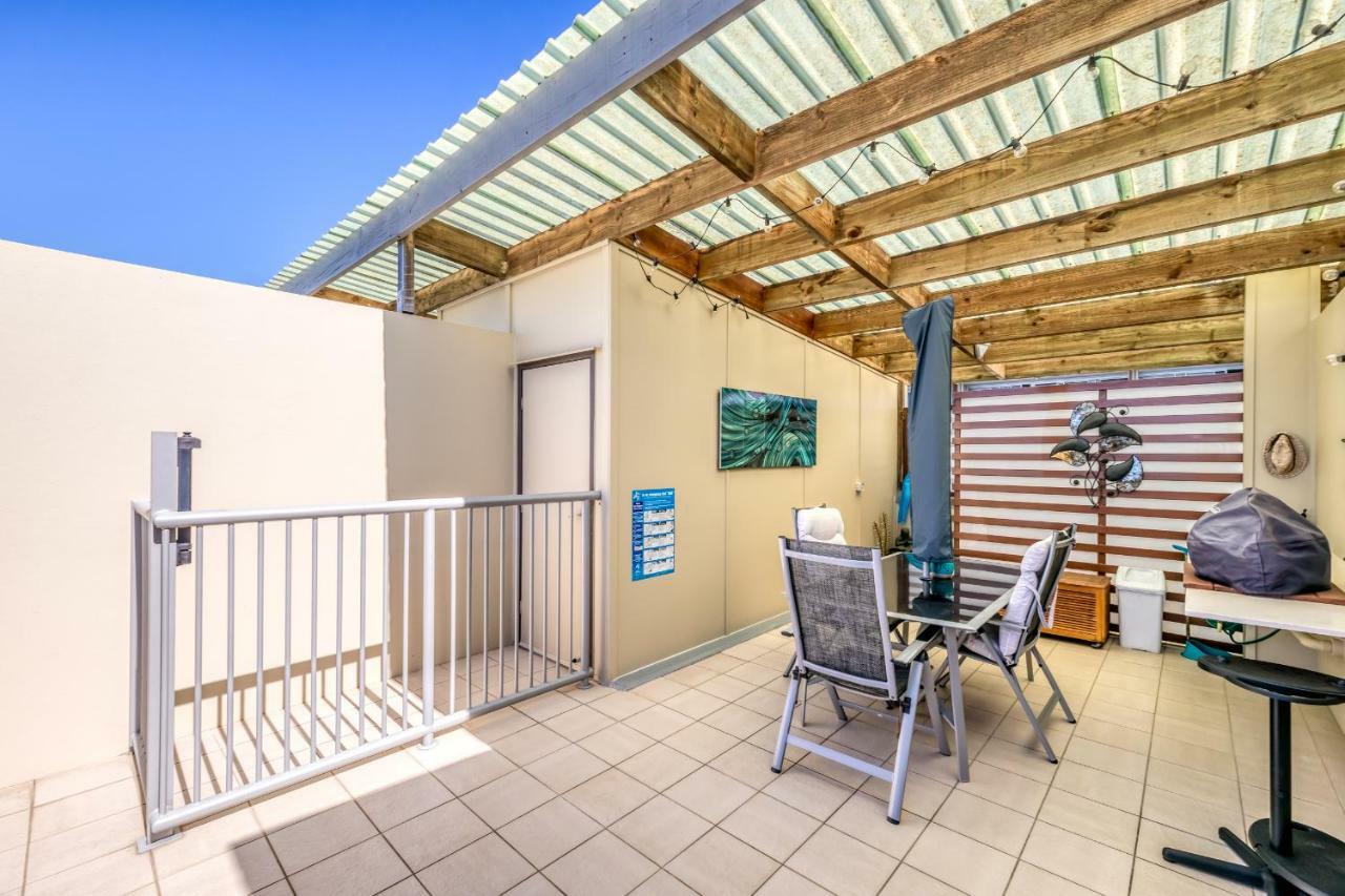 On The Beach Resort Bribie Island Woorim Exterior foto